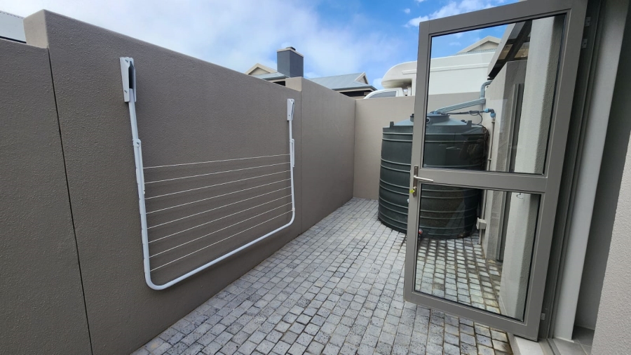 To Let 2 Bedroom Property for Rent in Glenwood Western Cape